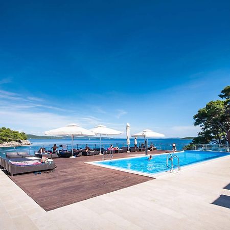 Hotel Maxim 보자바 외부 사진