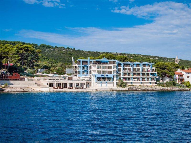 Hotel Maxim 보자바 외부 사진