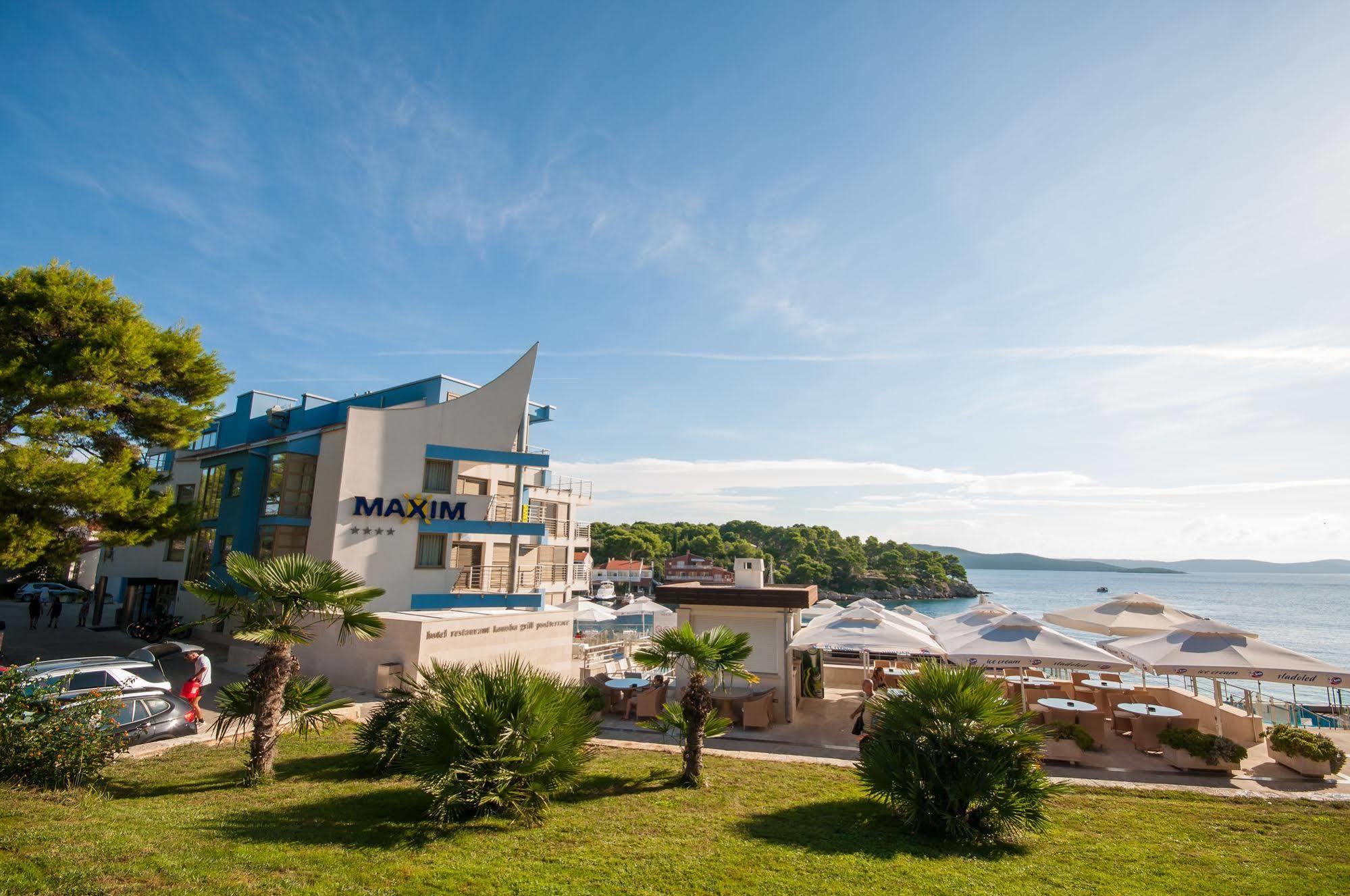 Hotel Maxim 보자바 외부 사진